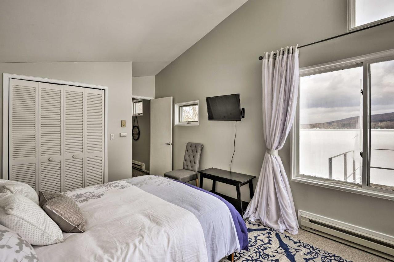 Waterfront Deruyter Home With Private Dock! New Woodstock Exteriör bild